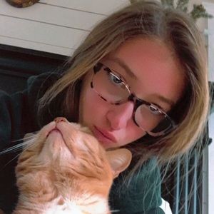 Meet your Posher, Fallon